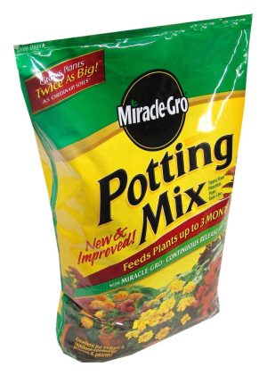 Miracle-Gro Potting Mix with Miracle-Gro