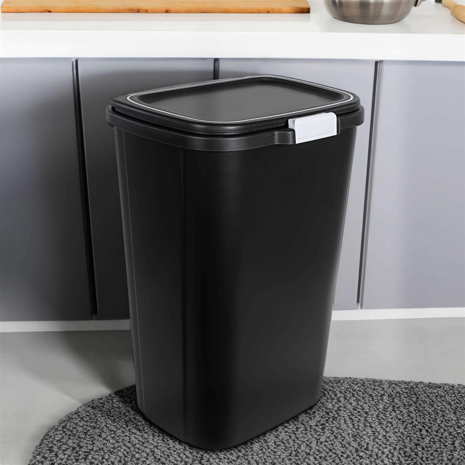 Hefty 13 Gallon Odor Control Touch Lid Trash Can - Image 4