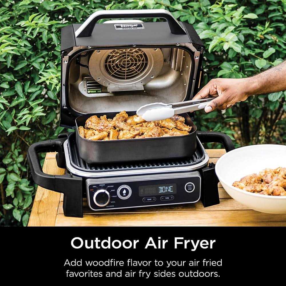 Ninja Woodfire Outdoor Grill & Smoker 7-in-1 Master Grill - Image 4