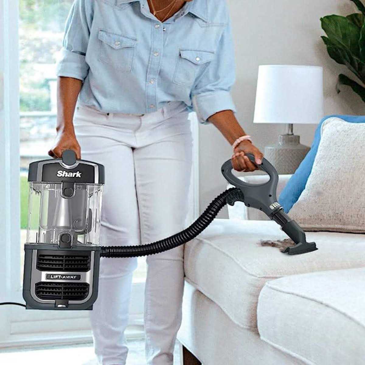 Shark Navigator Vacuum Lift-Away Self Cleaning Brushroll HEPA Filter UV725 Gray - Image 2