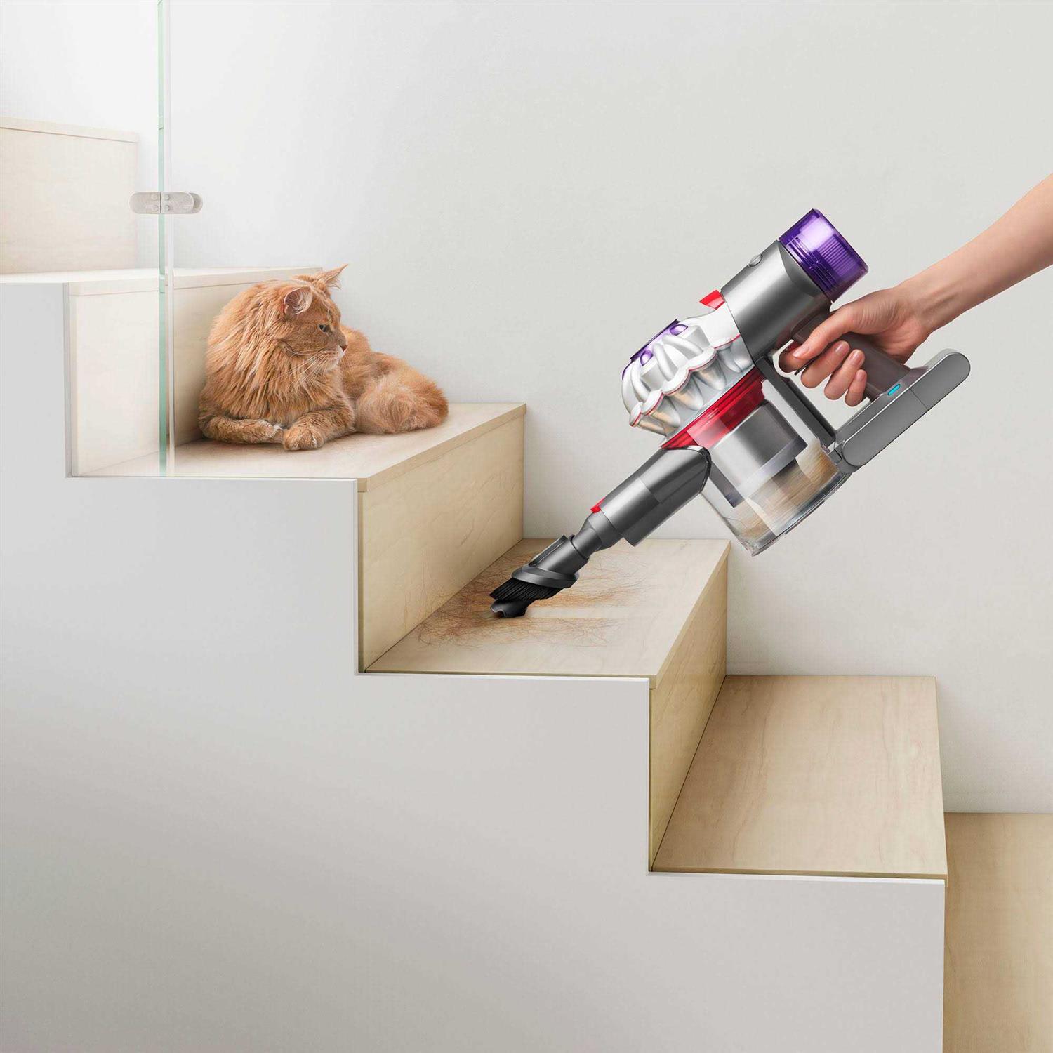 Dyson V7 Advanced Cordless Vacuum Cleaner - Image 2